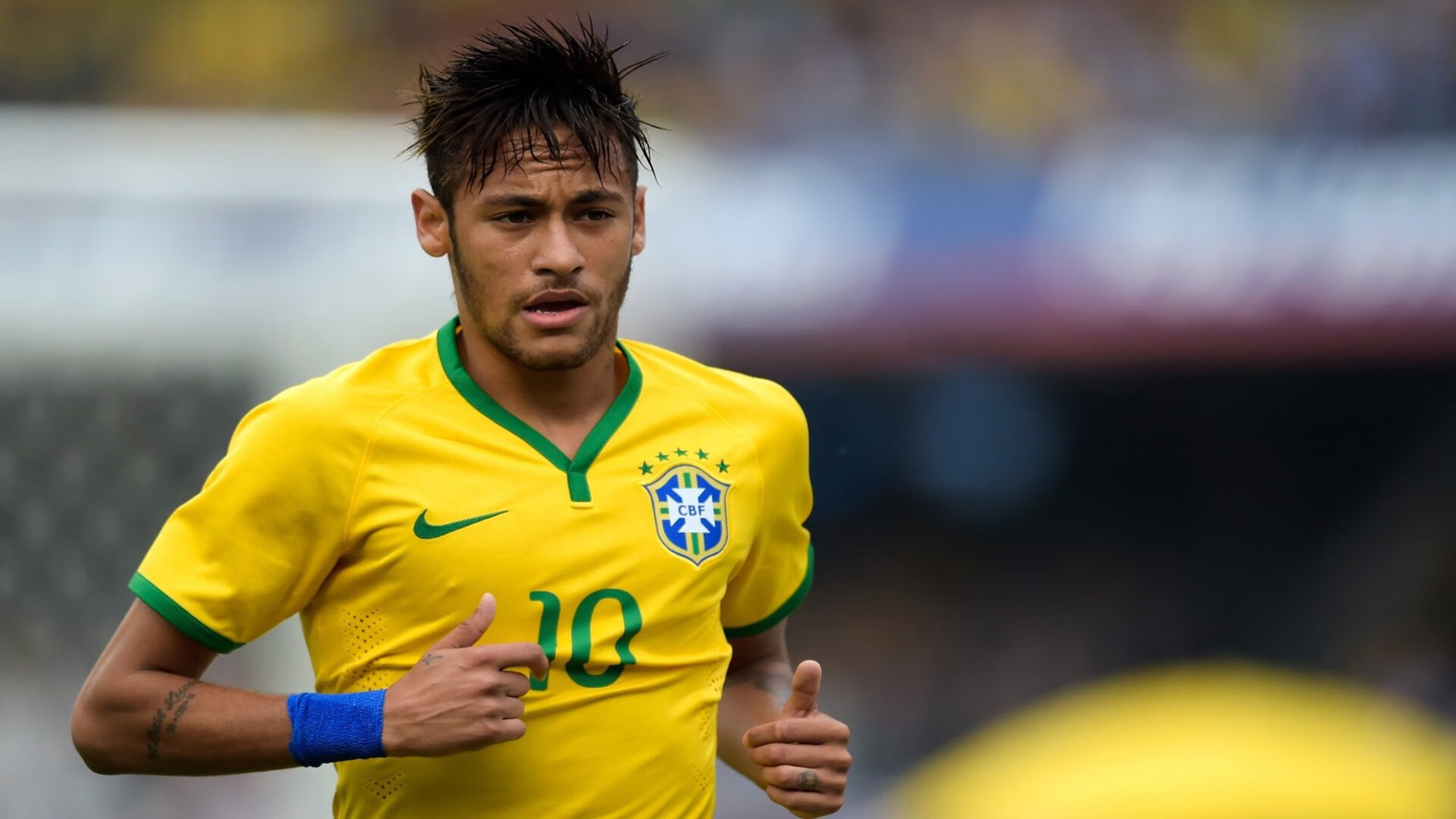 WRC代表未来:新能源技术在拉力赛中的应用,wrc拉力赛 车型