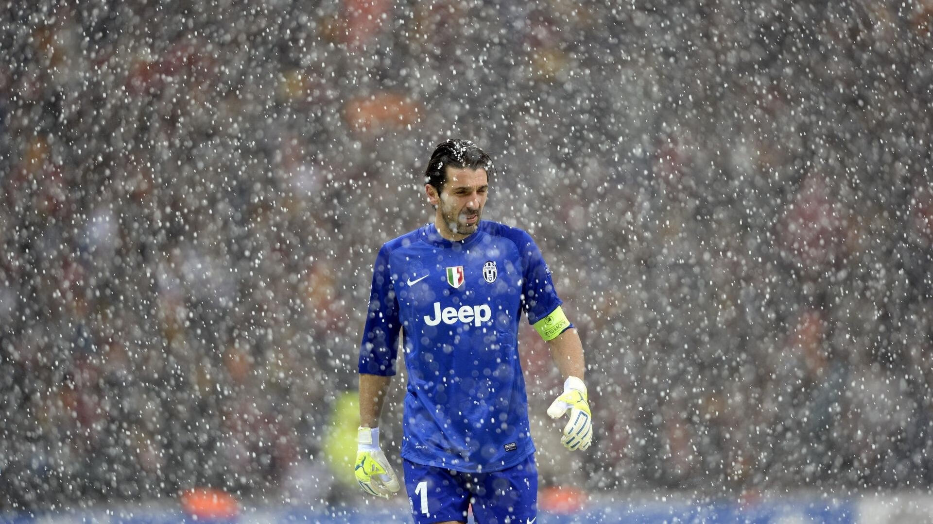 _极限攀岩挑战:突破山壁界限_,极限攀登